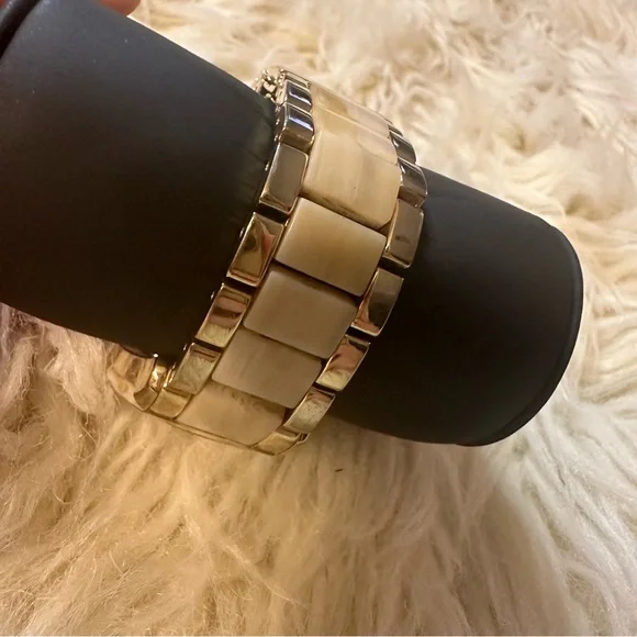 Michael Kors gold acetate wrist watch - Picture 4 of 8